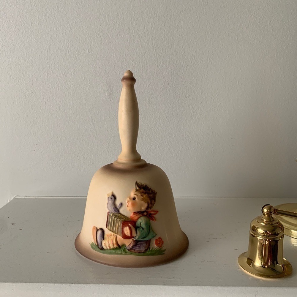 Hummel‎ bell 1978 Hummel Goebel 1st Edition Annual Bell 1978 antique vintage